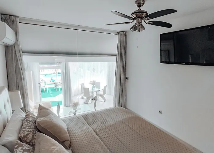 Sunset - Private Pool And Jacuzzi With Oceanview *